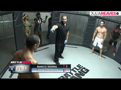 ❤️ Ultimate Fighter ቀለበቱ ውስጥ ከተጣላ በኋላ አንዲት ቁጥር ሴትን ትበዳለች። ️ በ%am.klassikaprint.ru ❌❤